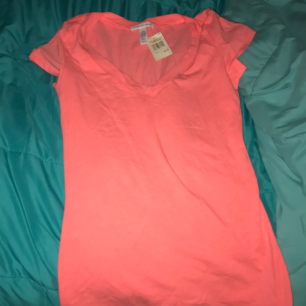 Pink short sleeve shirt